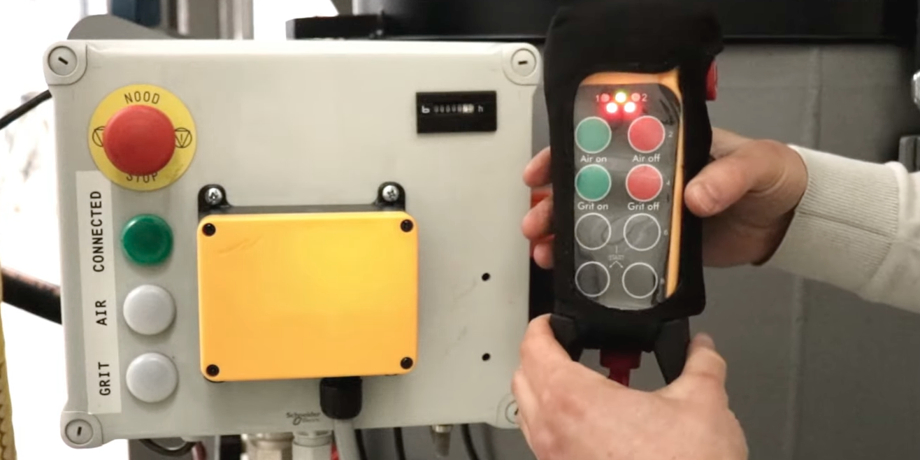 Veilig werken in de straaltechniek: slimme oplossingen voor comfort, controle en vertrouwen