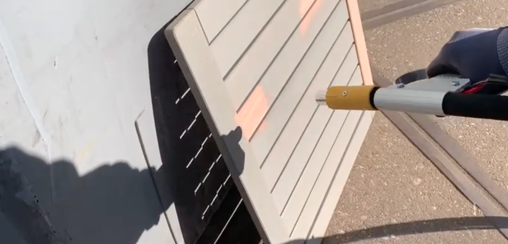 Precisie en controle bij verfverwijdering: mini straalketel met Provine in actie